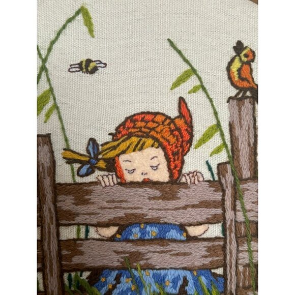 Paragon Needlecraft Child Watching Mother Swan Exquisite Hummel Stitched Crewel - Picture 2 of 6